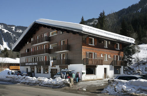 Hotel Eliova L'Eau Vive Châtel Exteriör bild